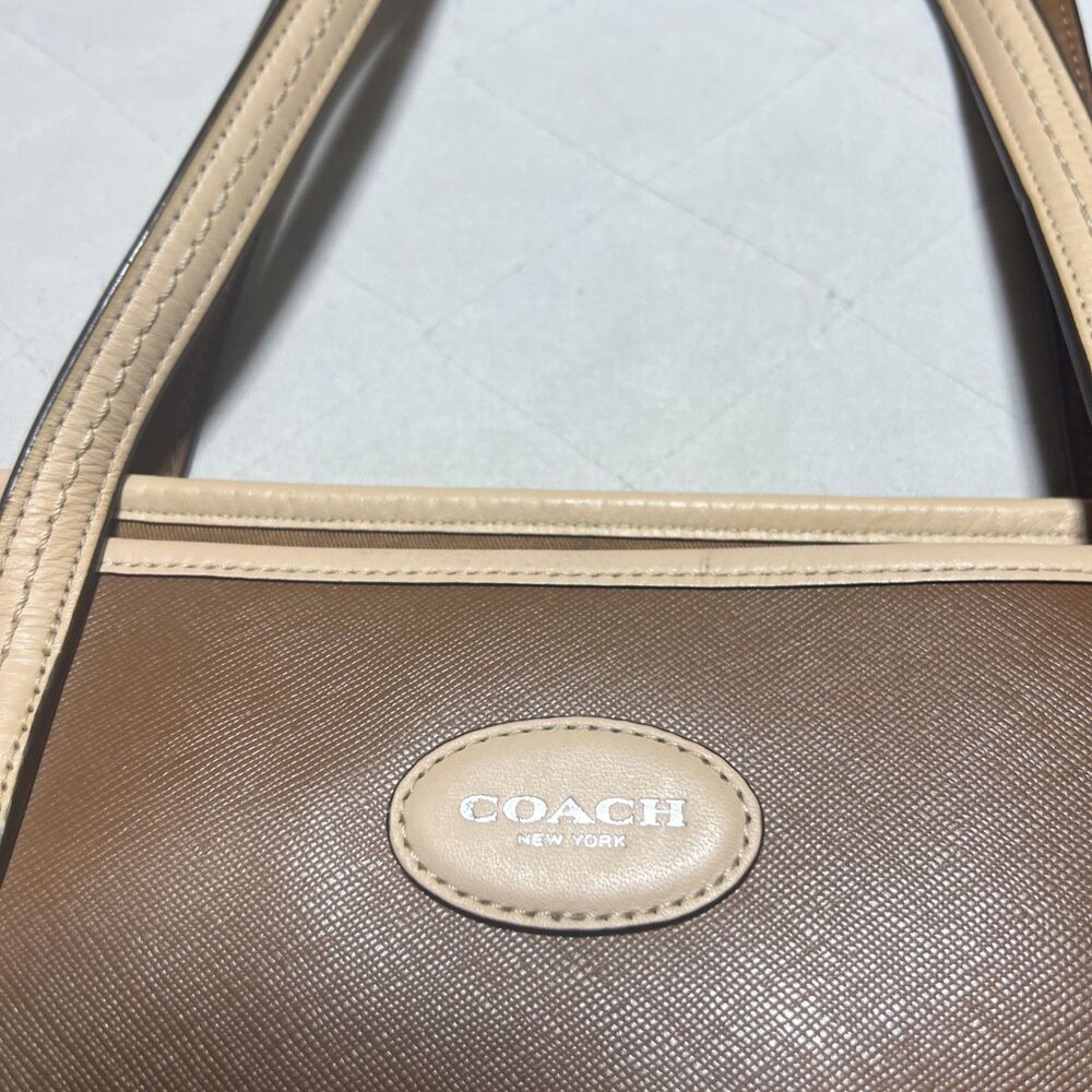 COACH Metro Colorblock beige/brown Studded Leather Tote Bag E1421-F31325 - Picture 3 of 9